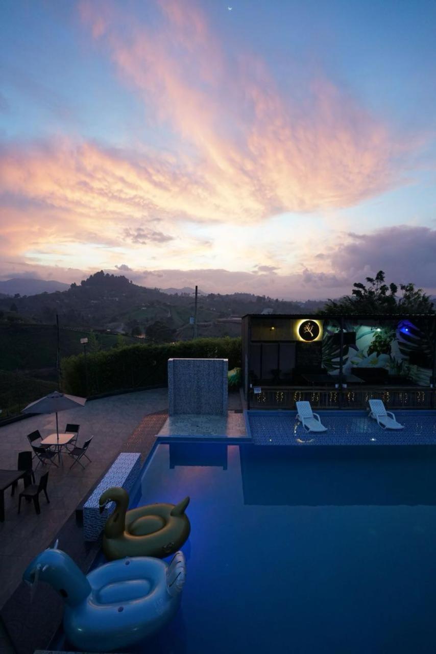Happy Buddha Hostel & Lodge Guatapé Dış mekan fotoğraf