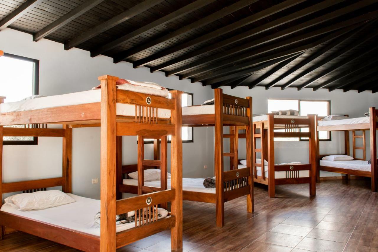 Happy Buddha Hostel & Lodge Guatapé Dış mekan fotoğraf